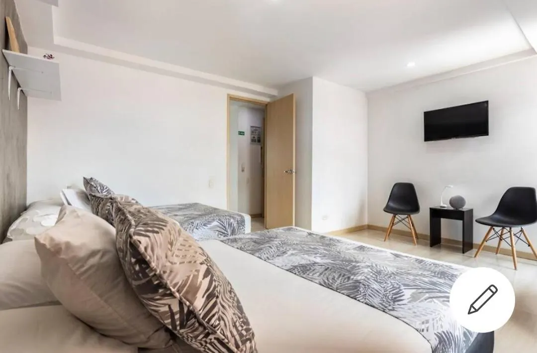 Beautiful & Comfortable Apartment In Laureles Medellin