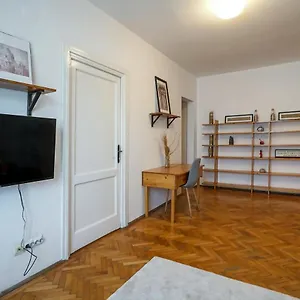 Apartament Universitate - Centrul Vechi Bucharest